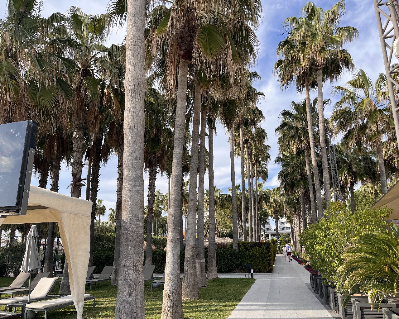 Miramare Beach Hotel